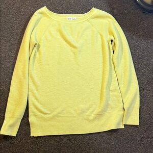 GAP Women's yellow Crew Neck Sweater